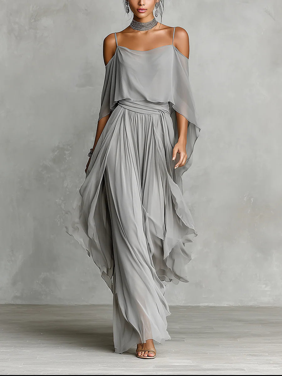 Isabella™ | Conjunto vaporoso con blusa gris de tirantes y hombros descubiertos y pantalones de chiffón