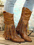 Cinturón retro con borlas y remaches, botas de caballero