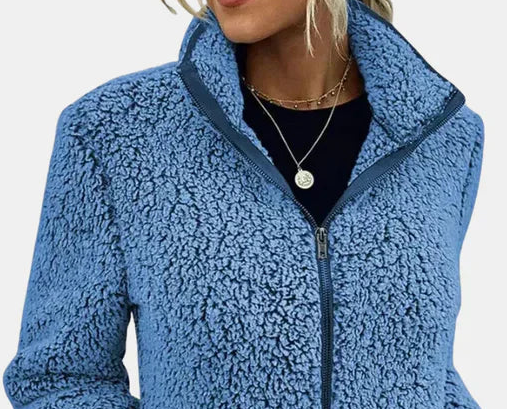 Xara | La Chaqueta Teddy Definitiva para Llevar Contigo
