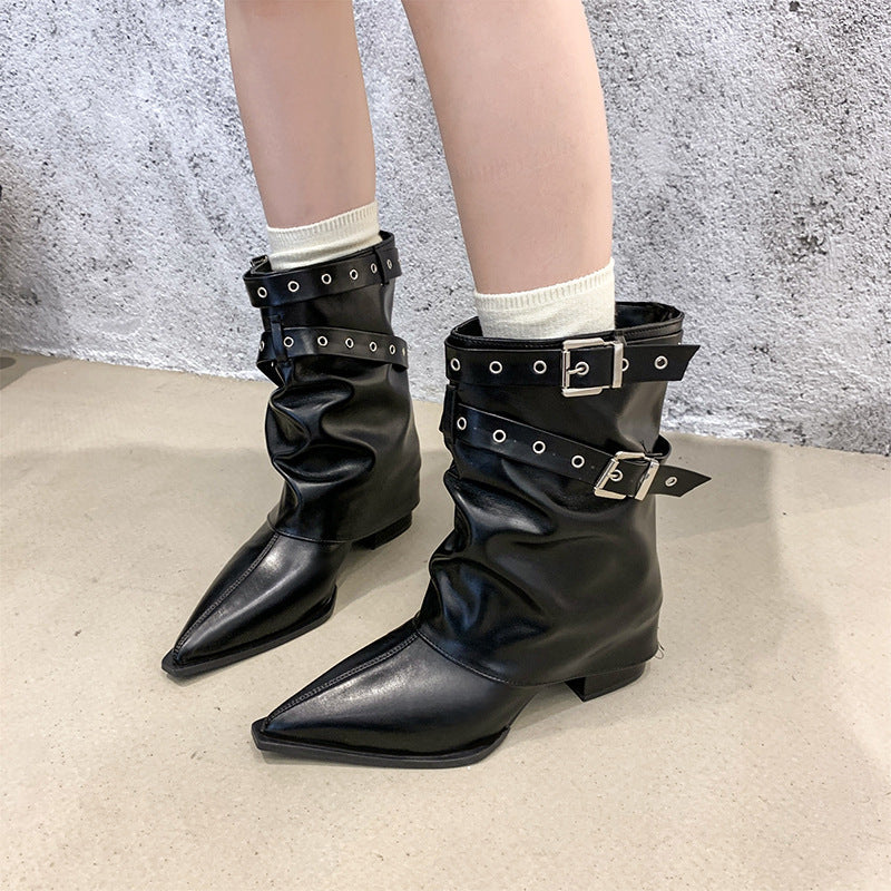 Botines retro de tacón grueso y puntera afinada