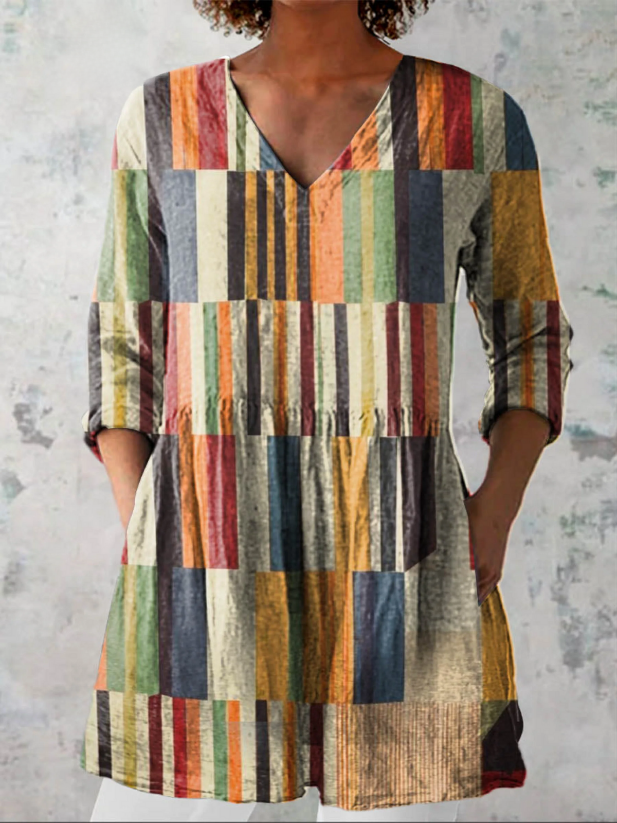 Farrah | Camisa de escote en V larga vintage