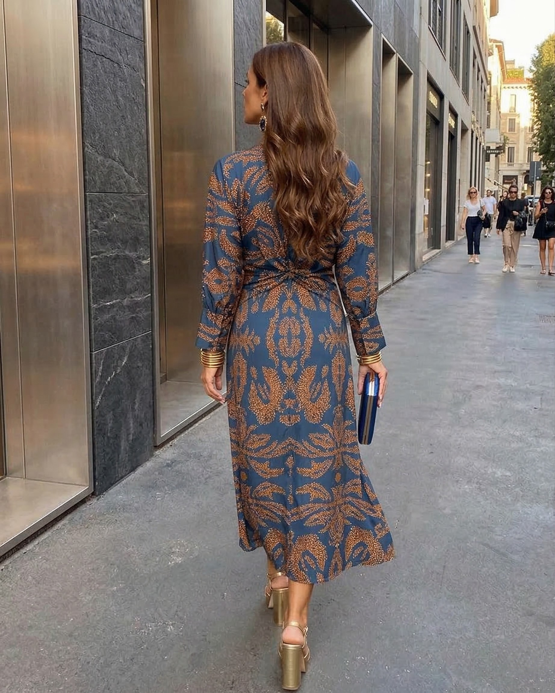 Isadora™ – Vestido Midi Elegante con Nudo en la Cintura y Estampado Artístico