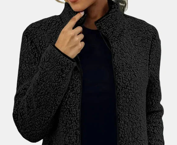 Xara | La Chaqueta Teddy Definitiva para Llevar Contigo