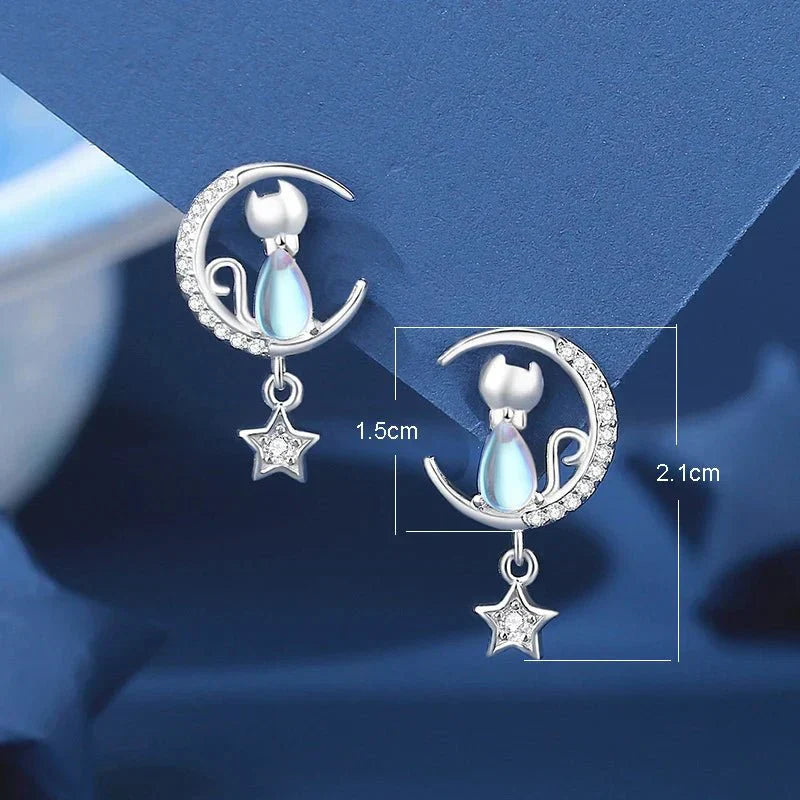 Pendientes de gato con luna y estrella en plata de ley 925 con circonitas