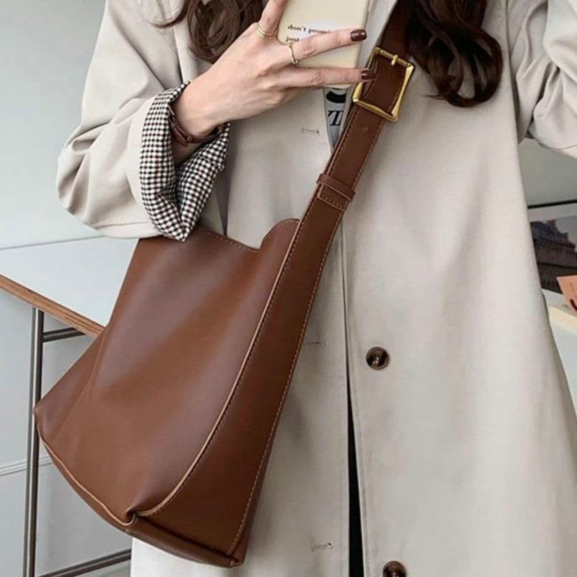 Ella | Bolso bandolera de cuero