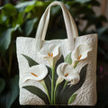 Bolso artesanal acolchado de color concha blanca