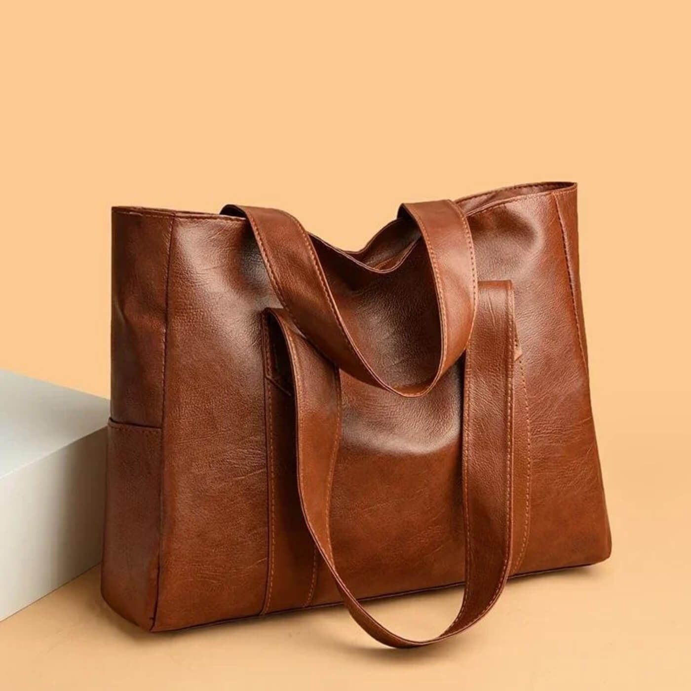 Livia’s Diseño Minimalista | Tote Bag