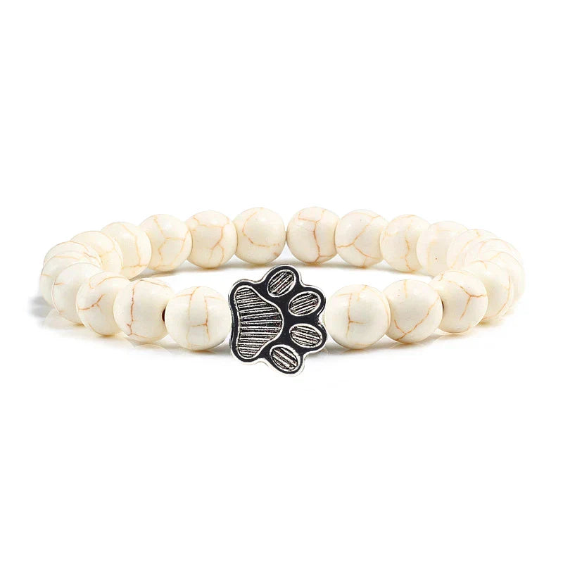 Pulsera con patas decoradas con cuentas