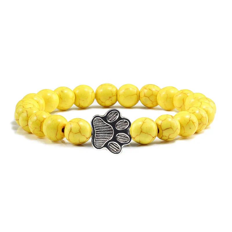 Pulsera con patas decoradas con cuentas