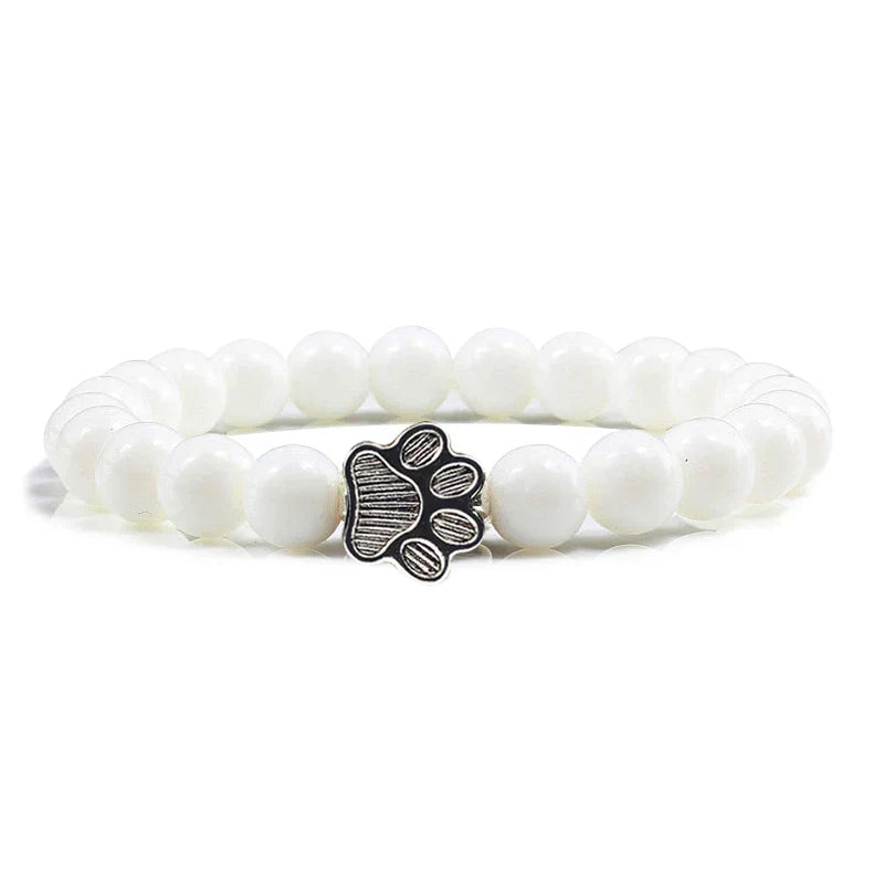 Pulsera con patas decoradas con cuentas