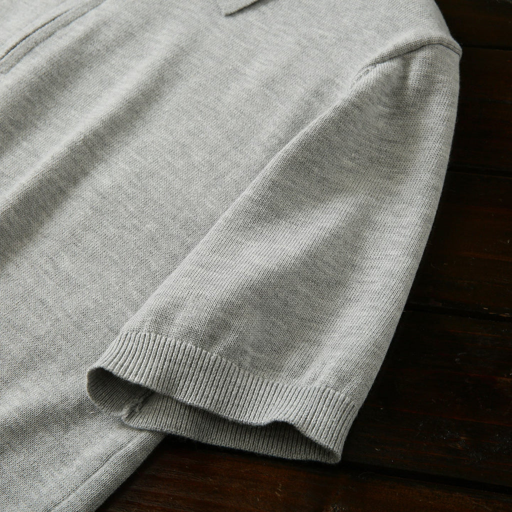 Polo de lana tejido con cremallera a medio pecho