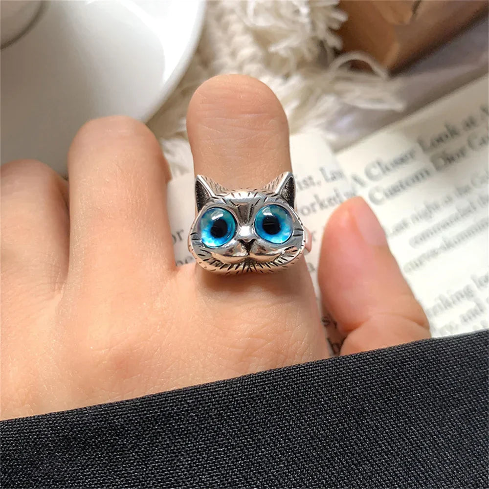 Anillo con gato de ojos azules – Anillo vintage divertido en plata con animal para los amantes de los gatos