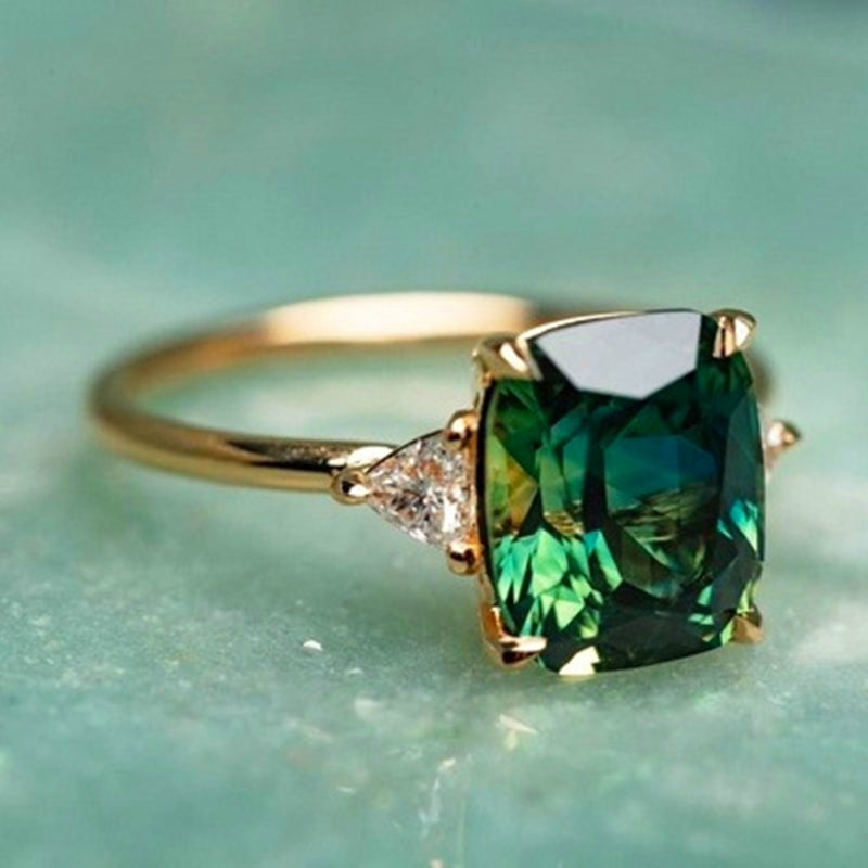 Suerte - Anillo de circón verde en oro