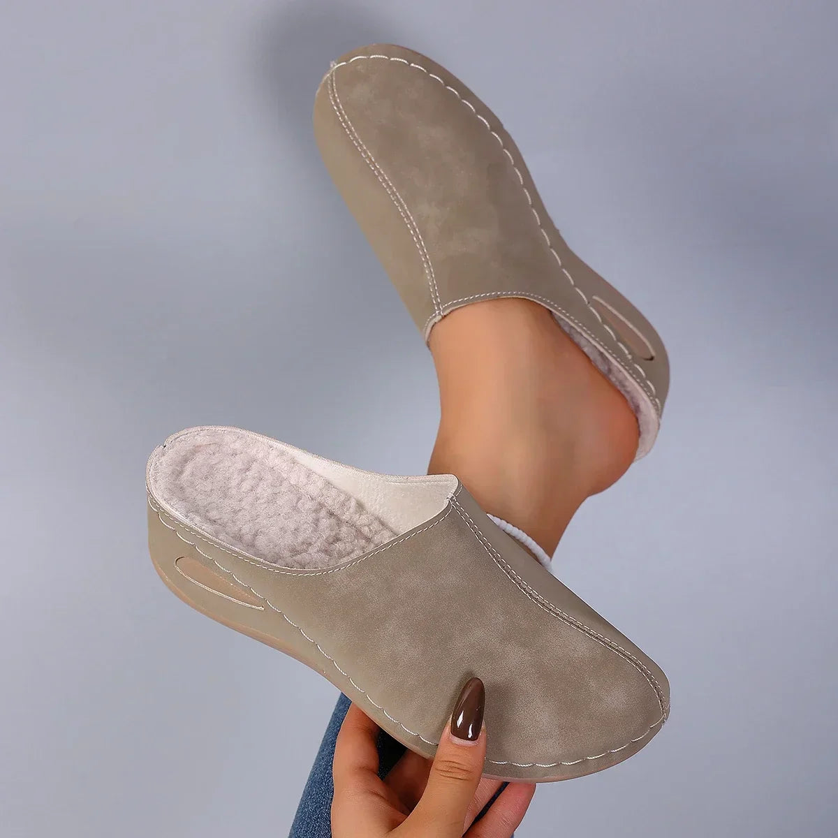 Pantuflas ortopédicas con comodidad diaria y estilo para el hogar atemporal