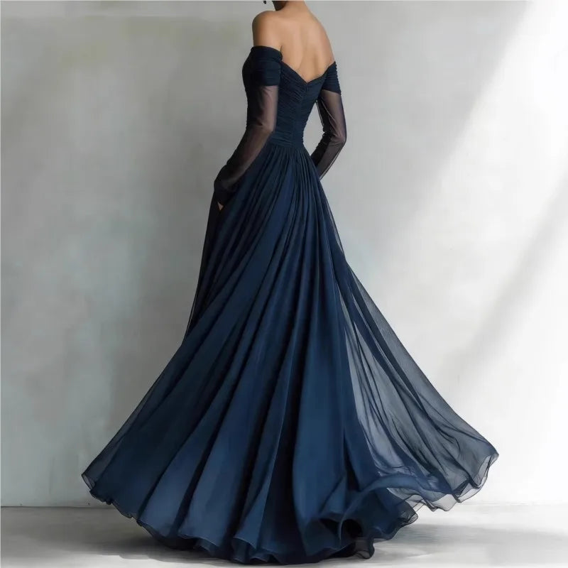 Eleonora™ | Vestido largo con hombros descubiertos y paneles de malla