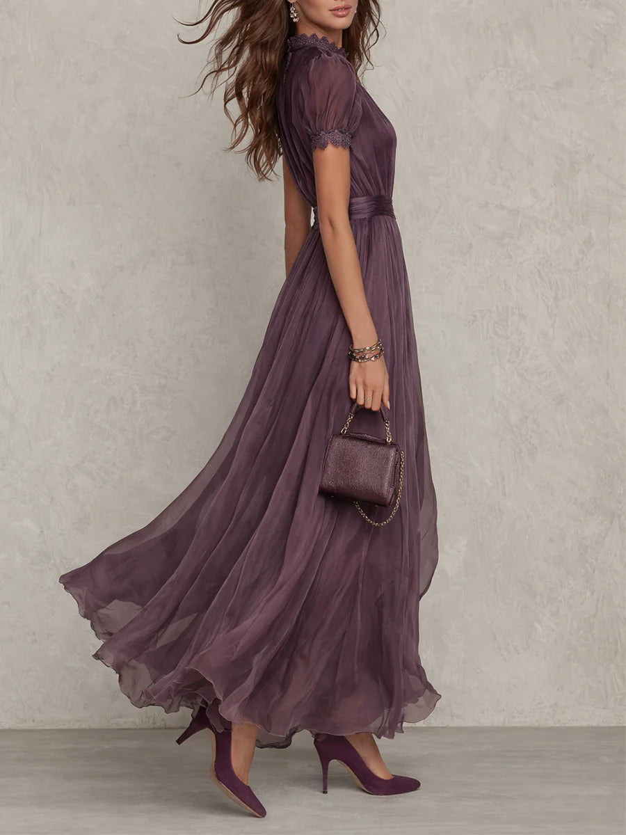 Flavia • Vestido largo morado con escote en llave, borde de encaje de chiffon