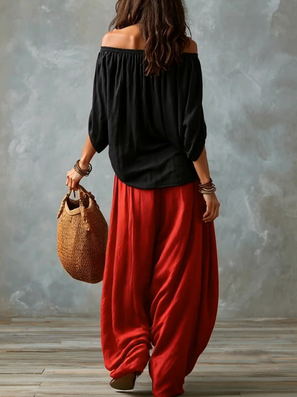 Conjunto Top Off-Shoulder y Pantalones Linterna