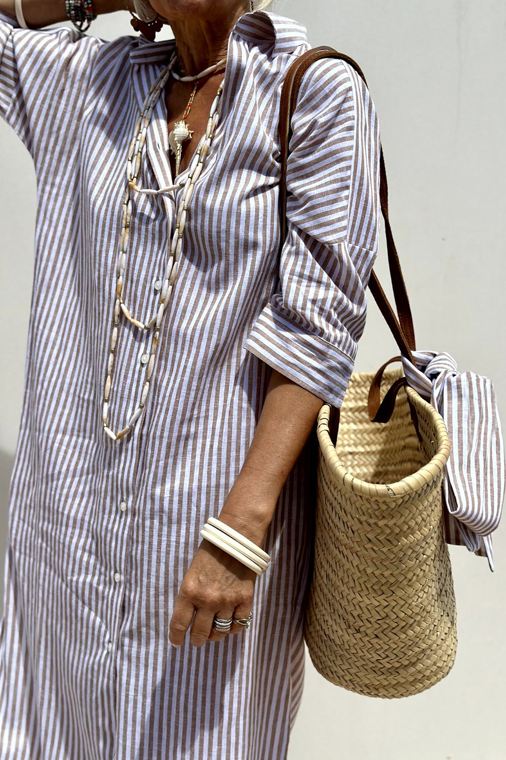 Sunna | Vestido camisero a rayas atemporal con comodidad elegante