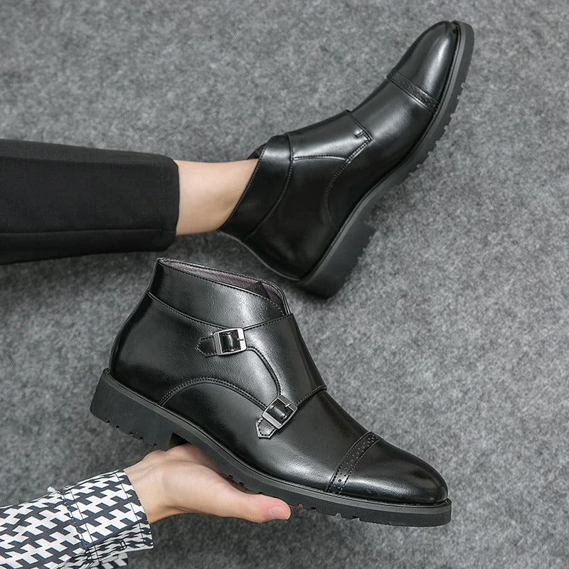 Parker | Botas de doble hebilla de cuero sintético