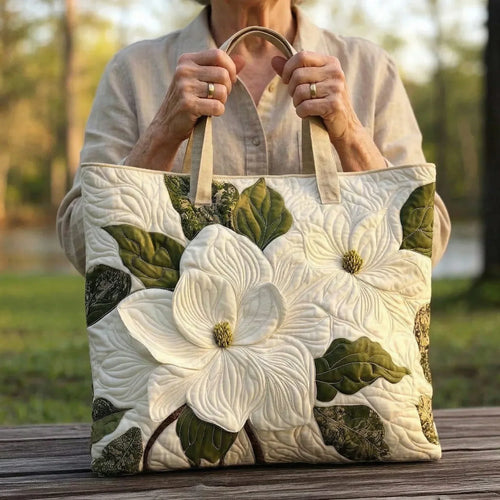Bolsa artesanal acolchada tipo matelassé - lirios blancos elegantes