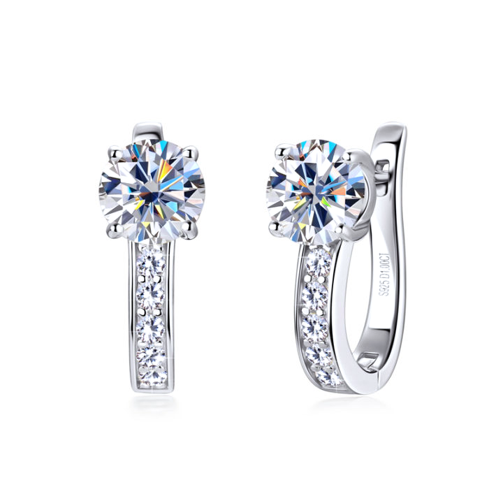 Channel Huggie | Pendientes | Dorado