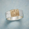 Anillo de Hilos Boho Dorado