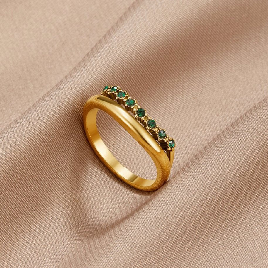 Carmen - Anillo estratificado verde esmeralda