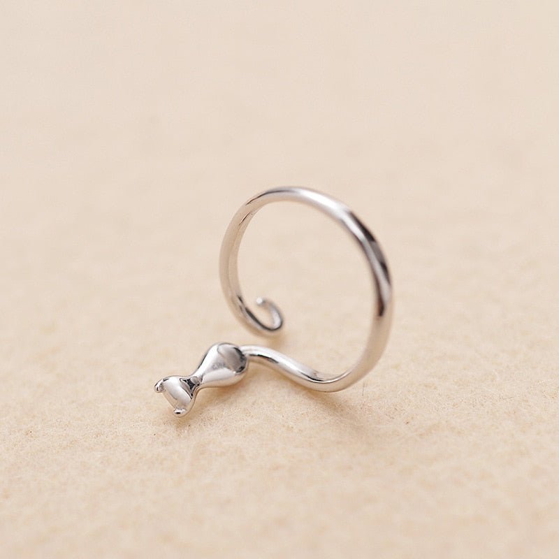 Anillo adorable con gato de acero inoxidable