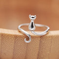 Anillo adorable con gato de acero inoxidable